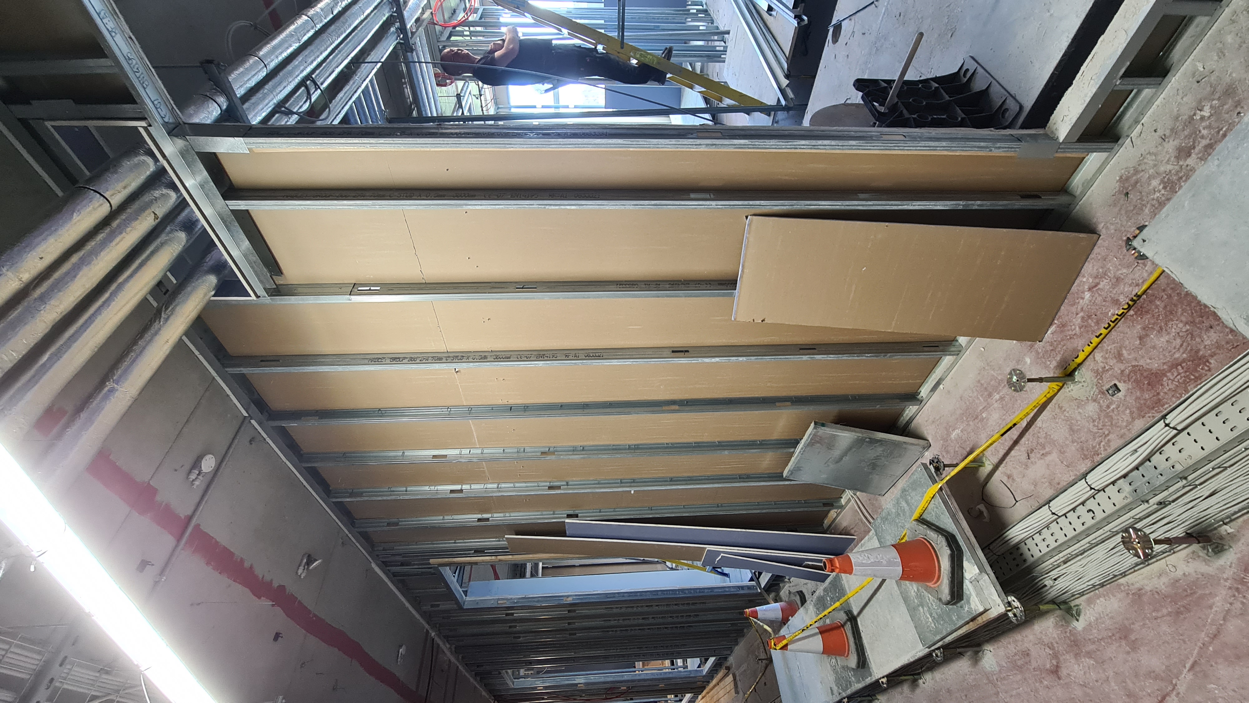 Partition walls installation