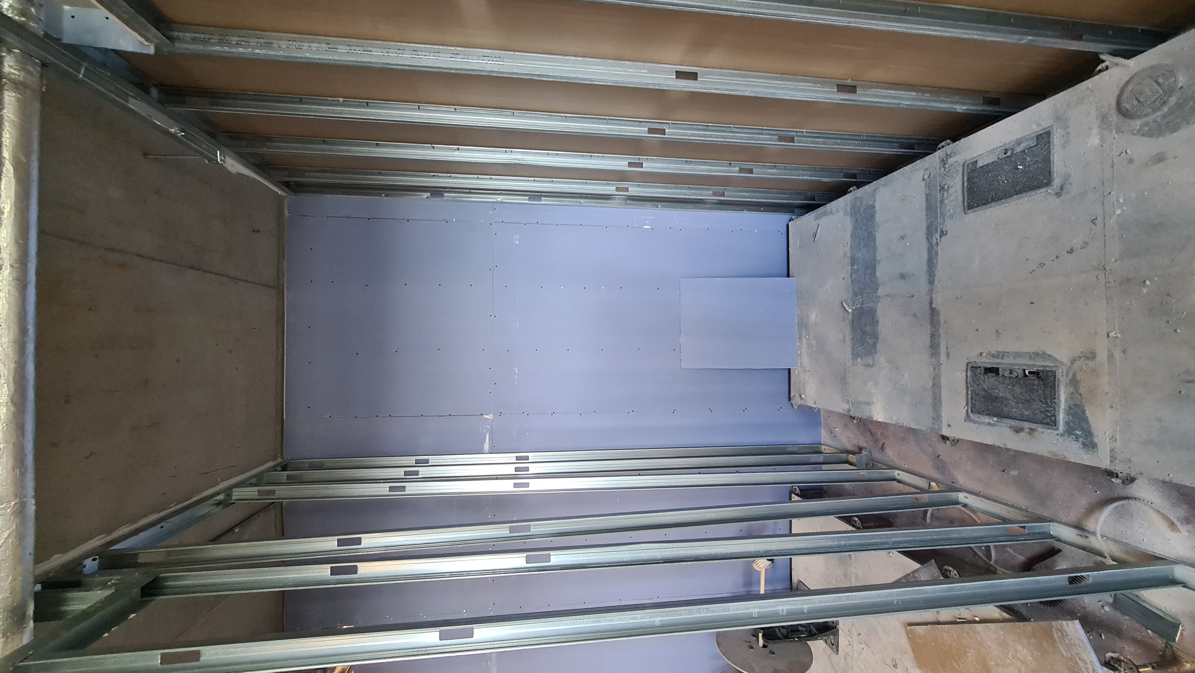 Steel framing for partition walls